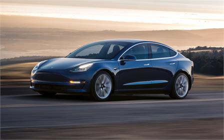 Tesla üretim hedeflerine ulaşmakta zorluk çekiyor