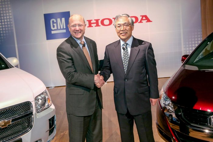 General Motors ve Honda otonom araç üretimi için anlaşma sağladı