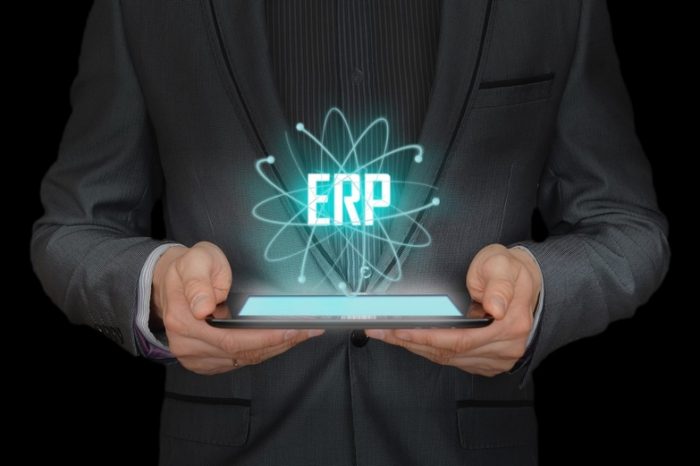 ERP pazarında rekabet sürüyor